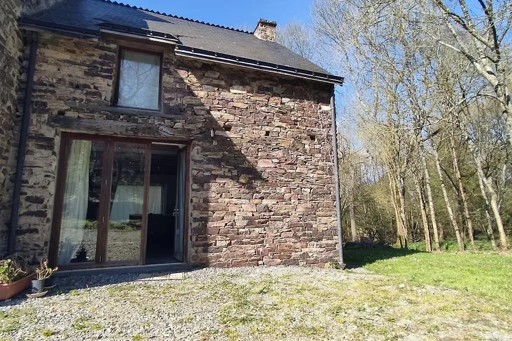 Holiday home Ensemble De Maisons Avec Vue Sur La Nature Bains-sur-Oust France