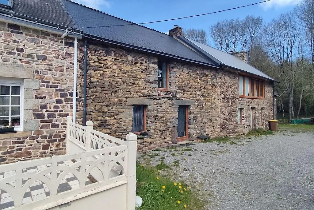 Holiday home Ensemble De Maisons Avec Vue Sur La Nature Bains-sur-Oust
